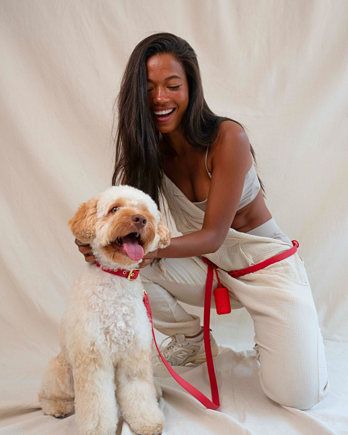 Wander! Collar, Leash, & Poop Pouch Kit Cherry