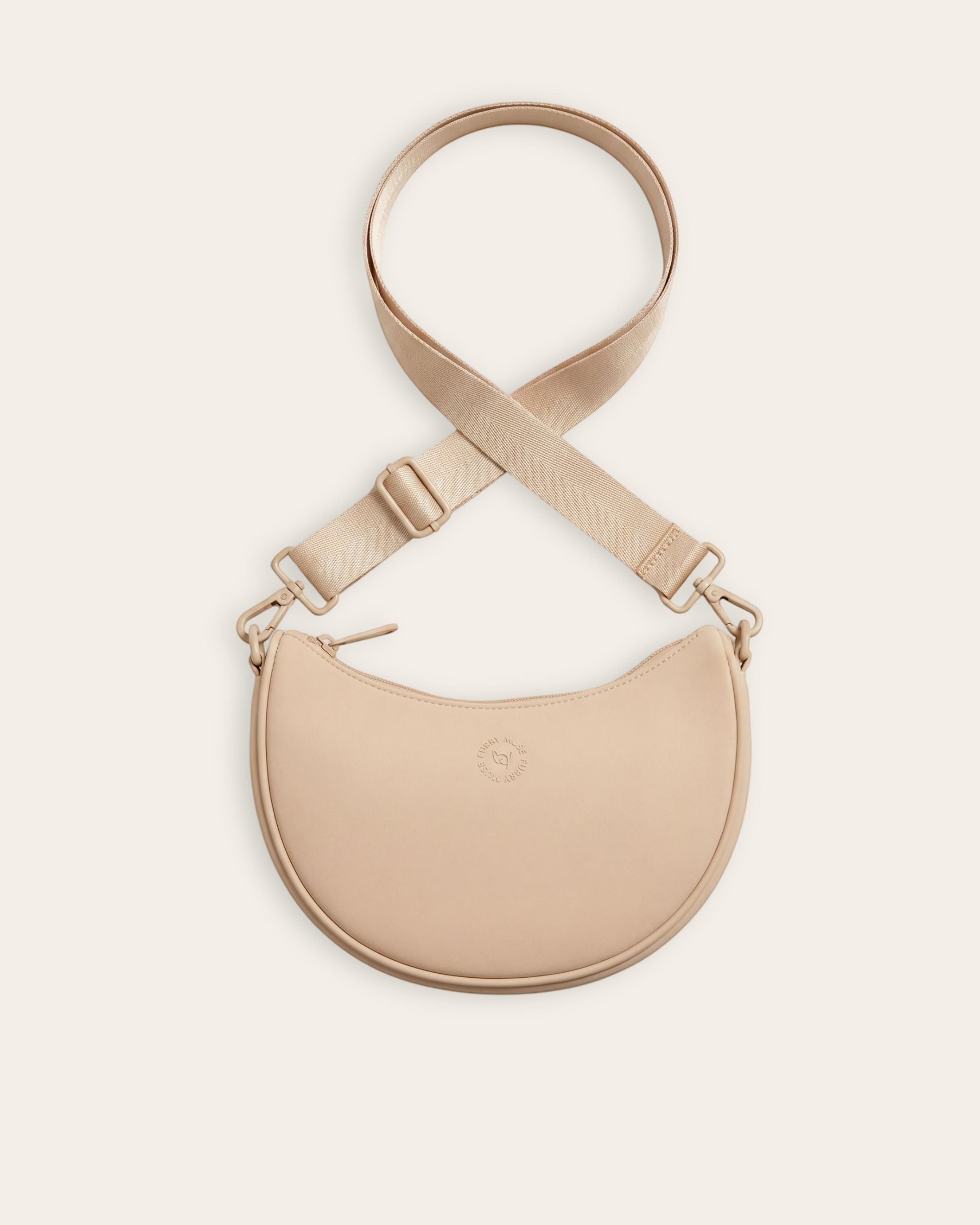 EverydayDogParentBag-Latte_2_4179f4f4-fada-482e-8fc0-c20e5e1ddef3.jpg