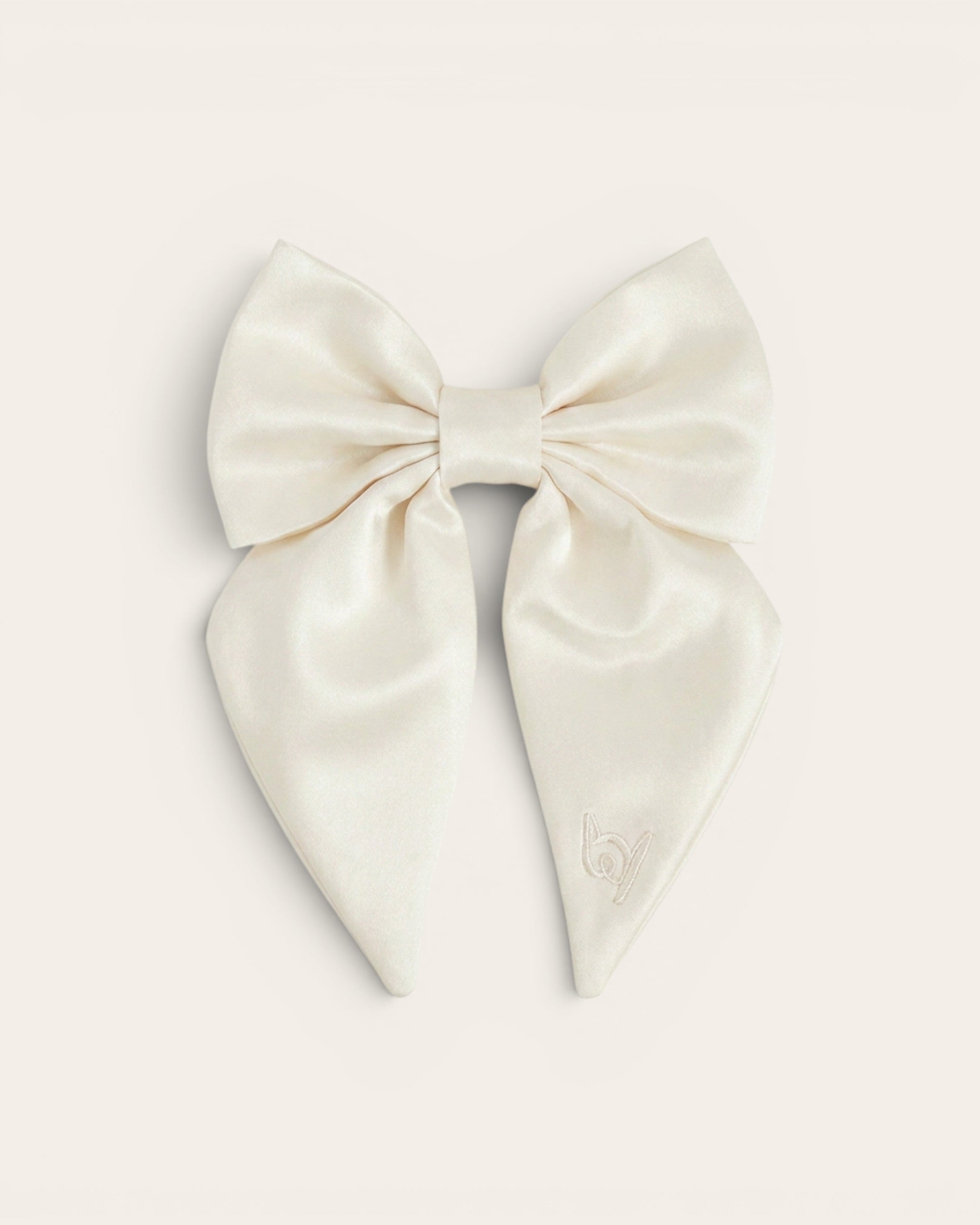 Satin Harness Bow - Pearl